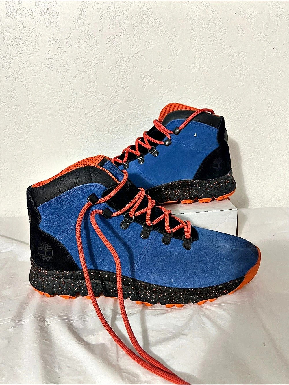 Timberland World Hiker Mid Boots Blue Orange Mens US 9 sales sample NWOB